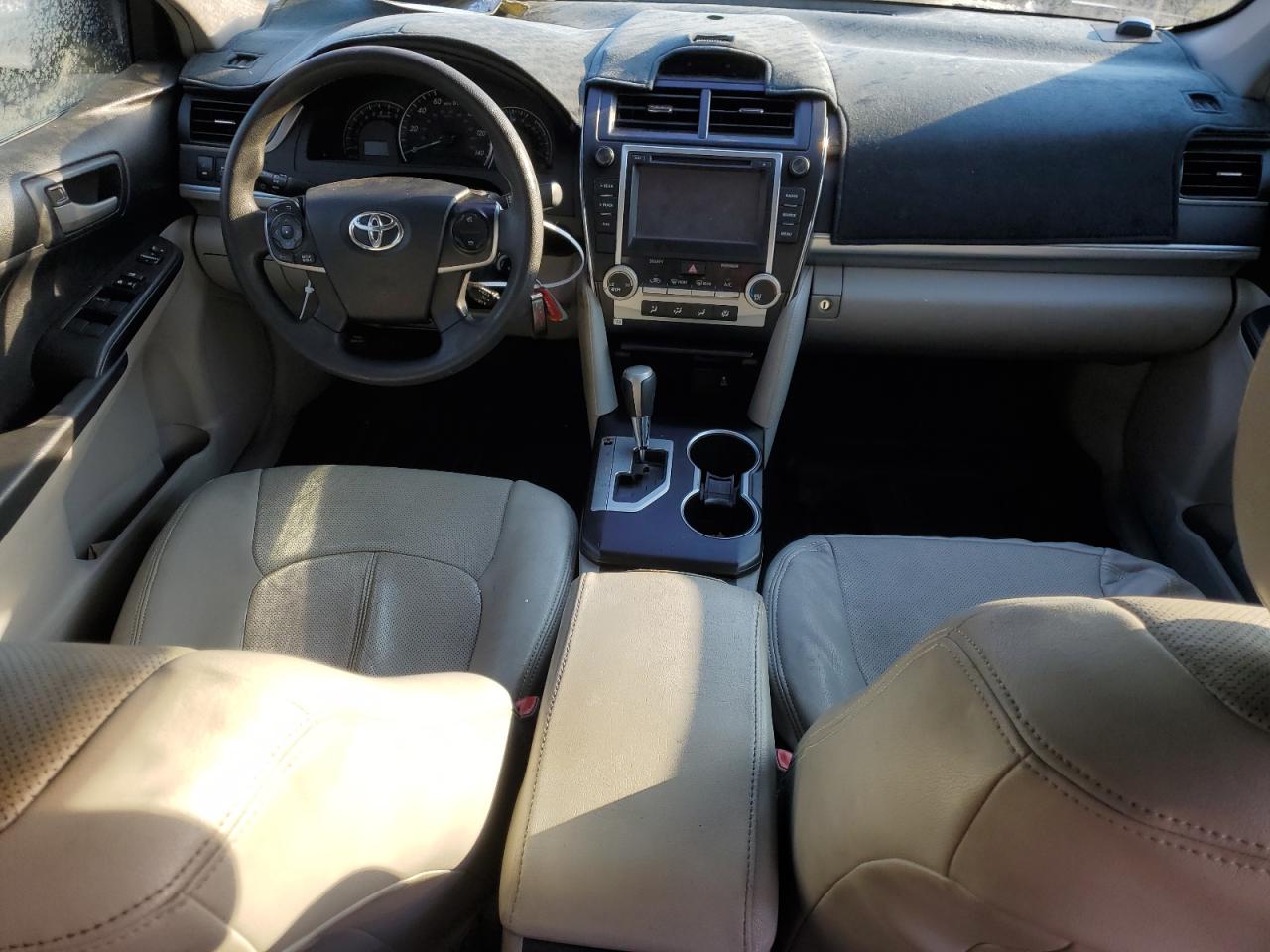 2012 Toyota Camry - Image 8