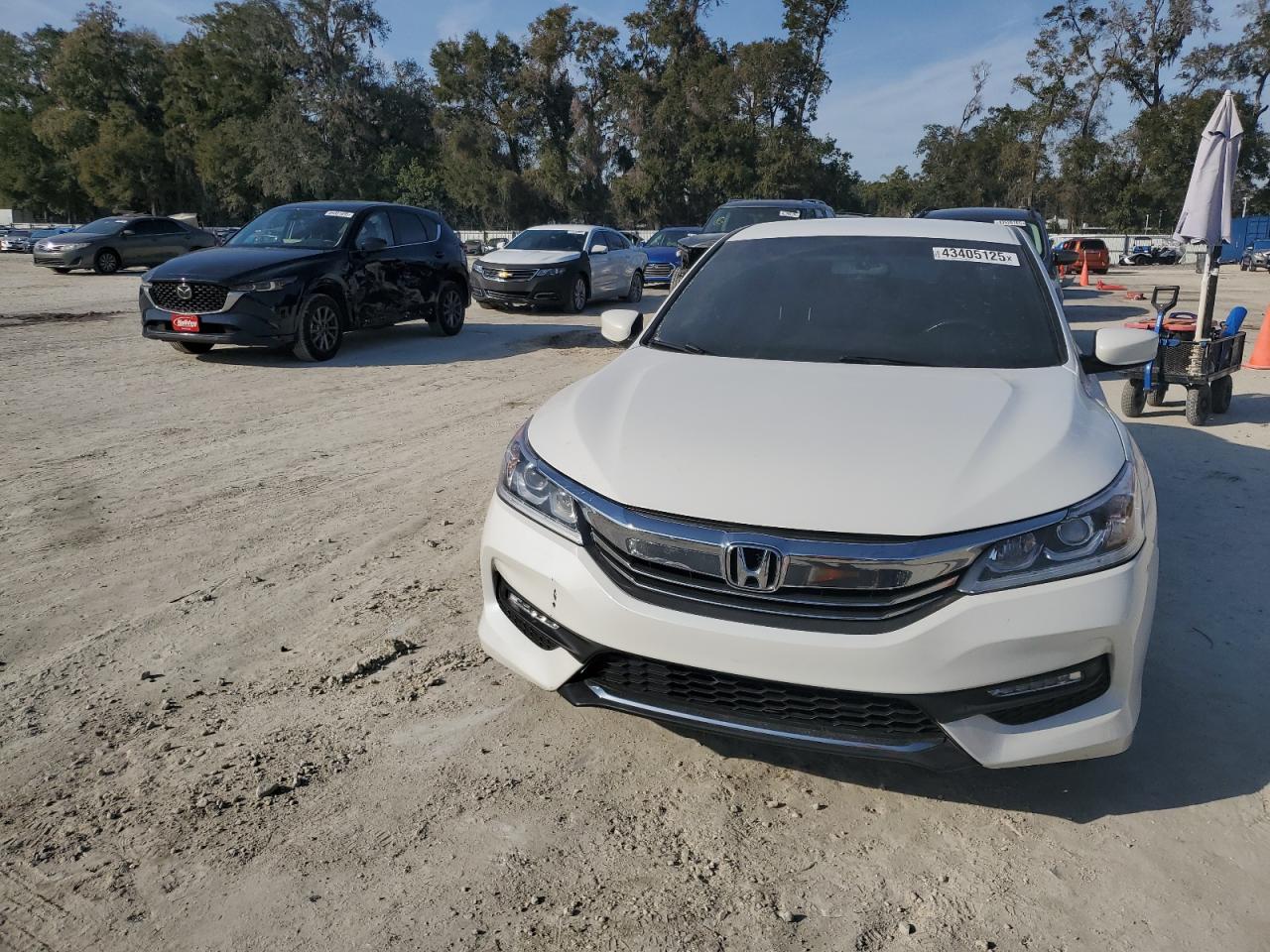 2017 Honda Accord - Image 5
