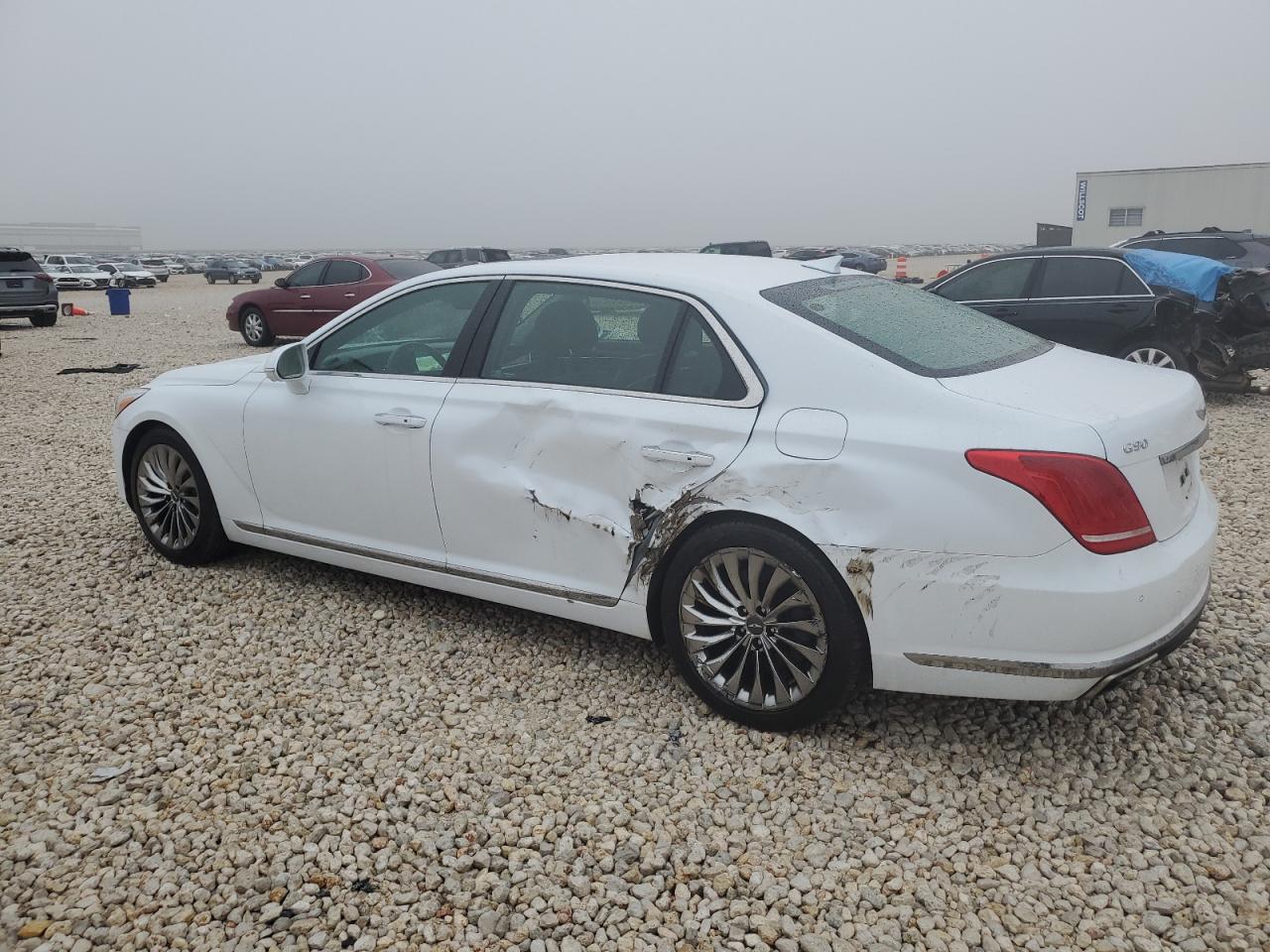 2017 Genesis G90 - Image 2