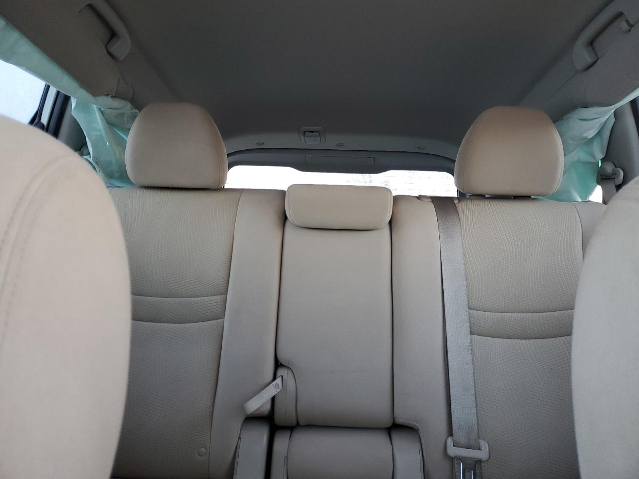 2015 Nissan Rogue - Image 10