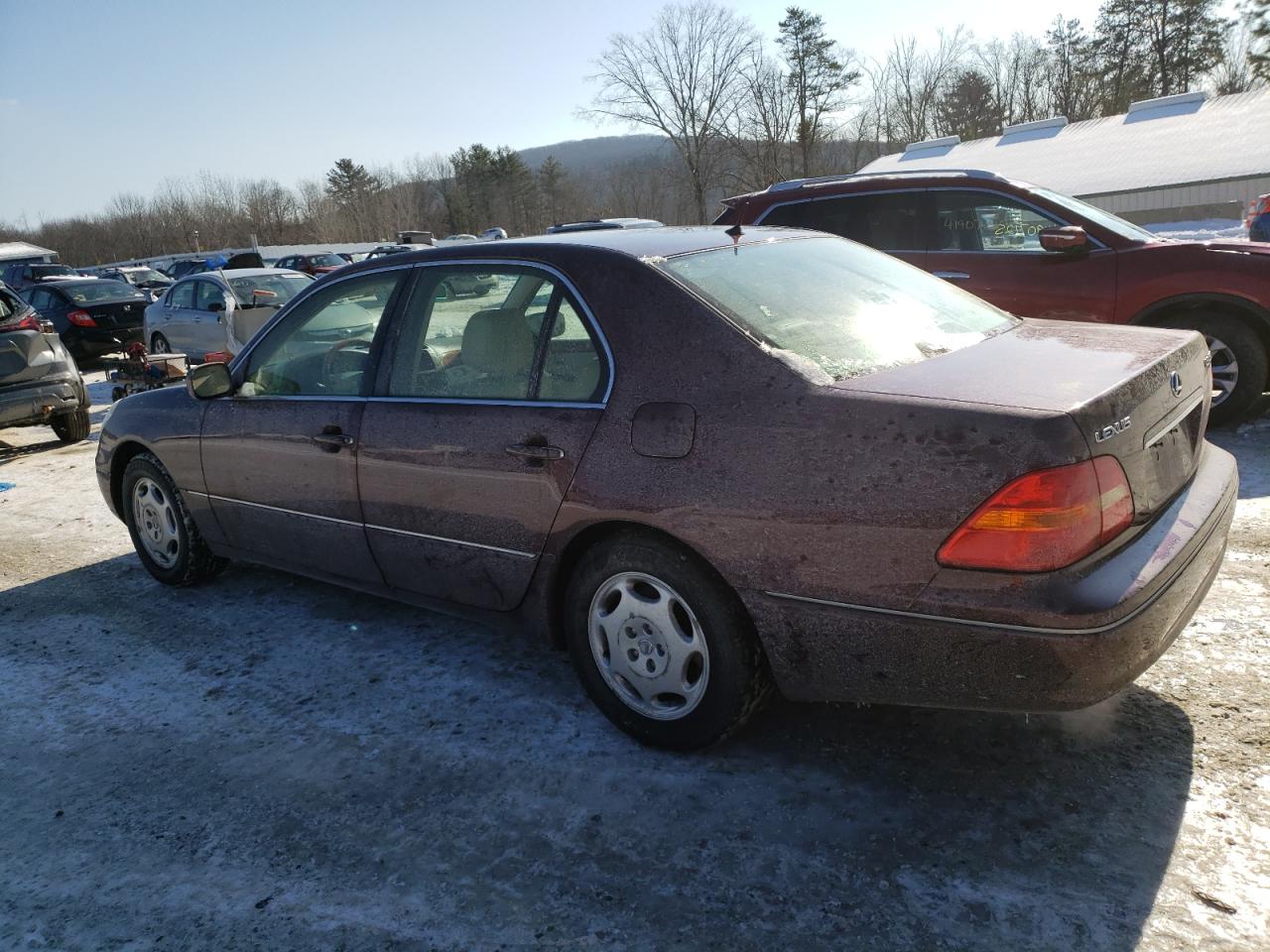 2001 Lexus LS - Image 2