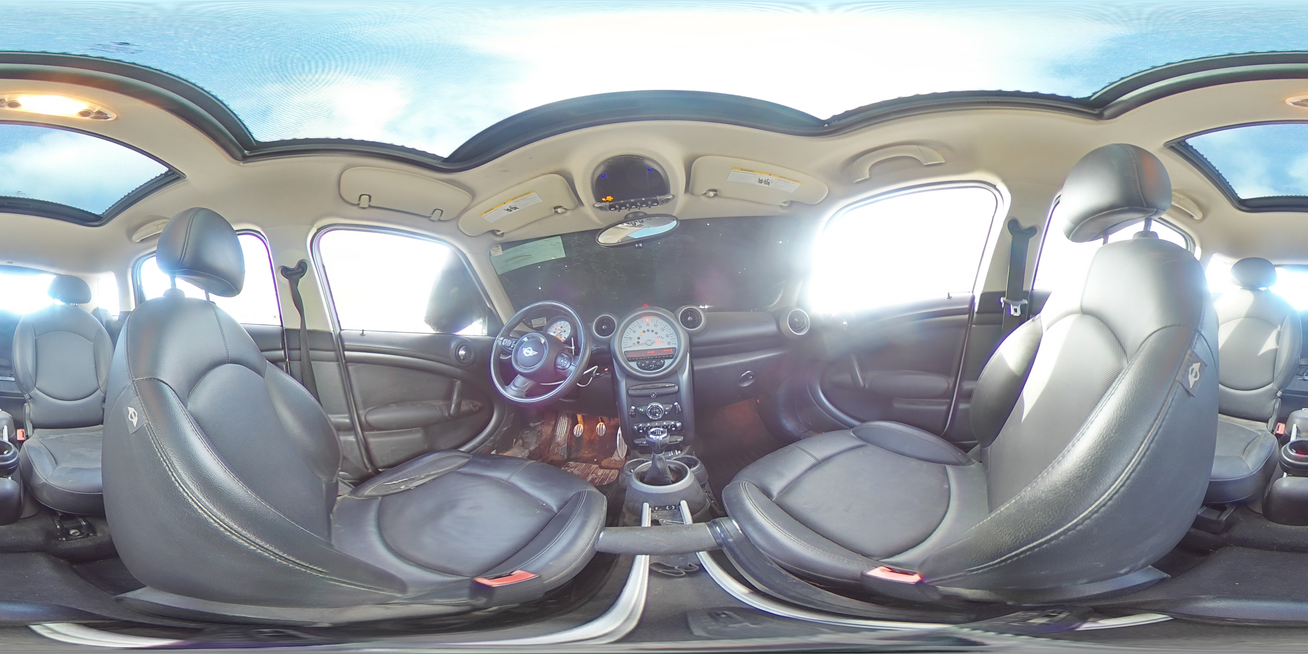 2012 MINI Cooper - Image 15