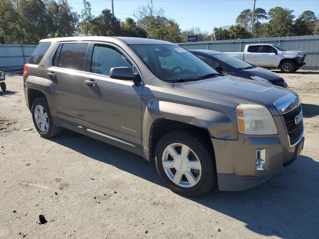 2010 GMC Terrain - Image 4