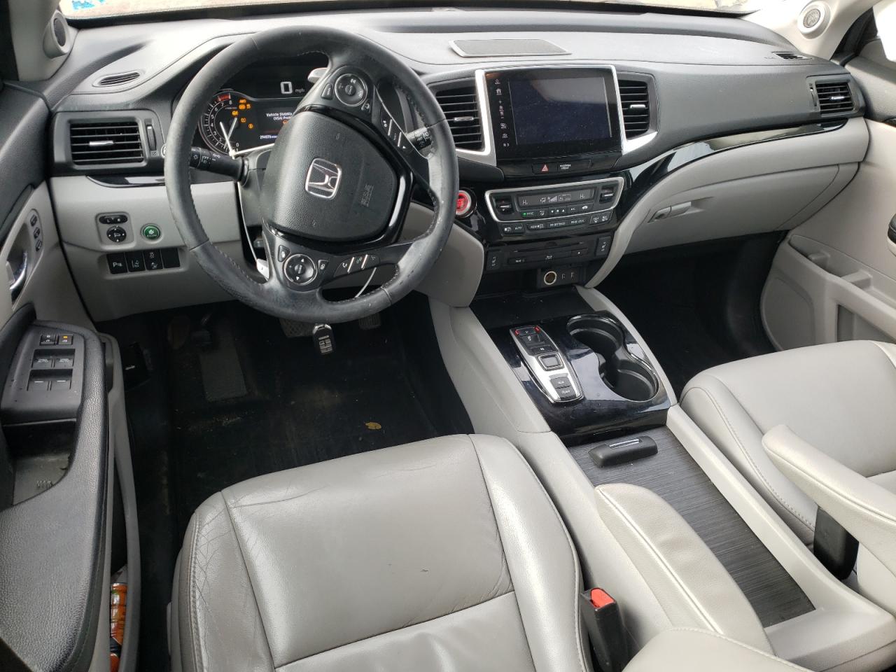 2018 Honda Pilot - Image 8