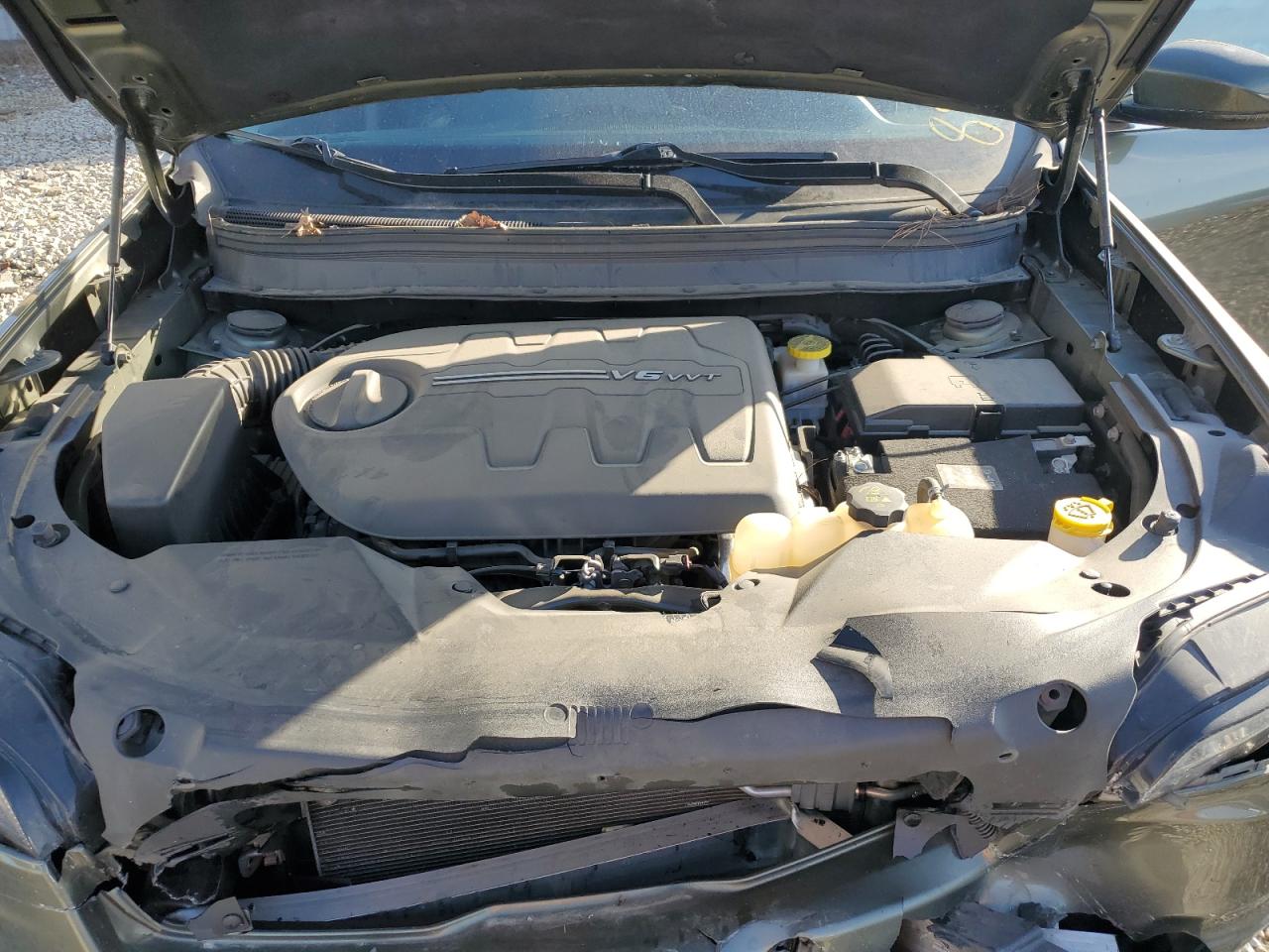 2020 Jeep Grand Cherokee - Image 14