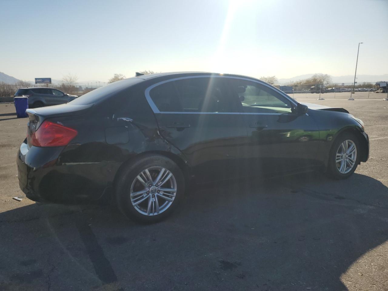 2011 Infiniti G - Image 3