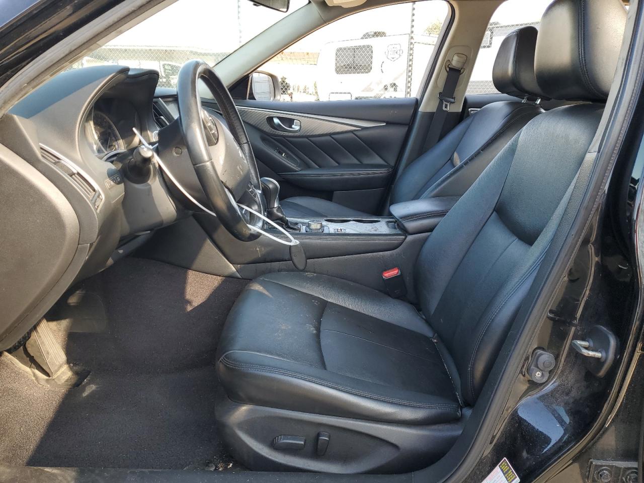 2015 Infiniti Q50 - Image 7