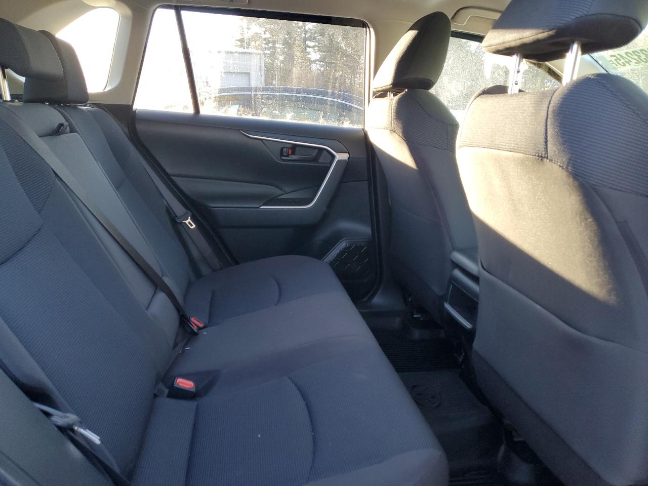 2019 Toyota RAV 4 - Image 12