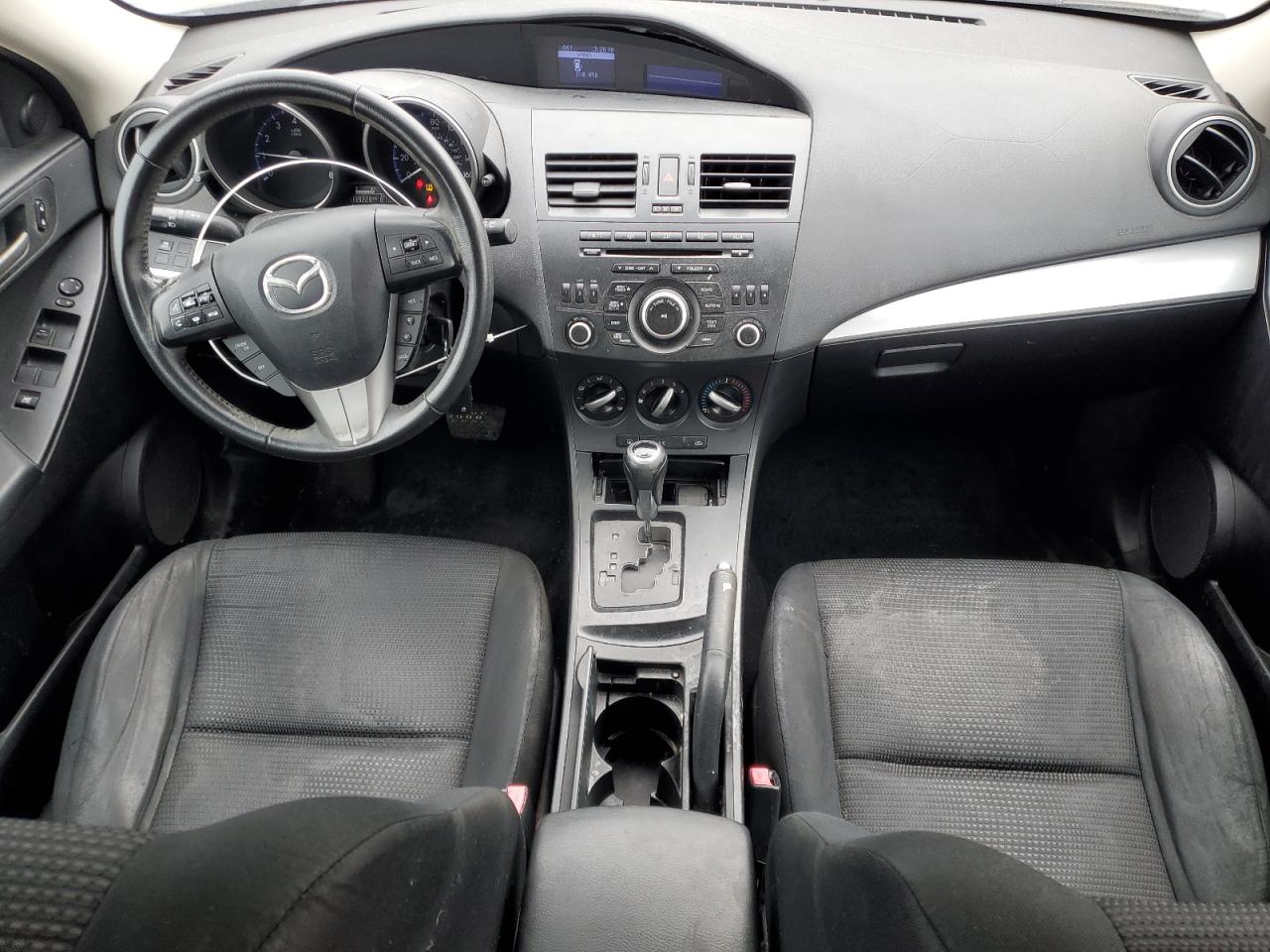 2012 Mazda 3 - Image 8