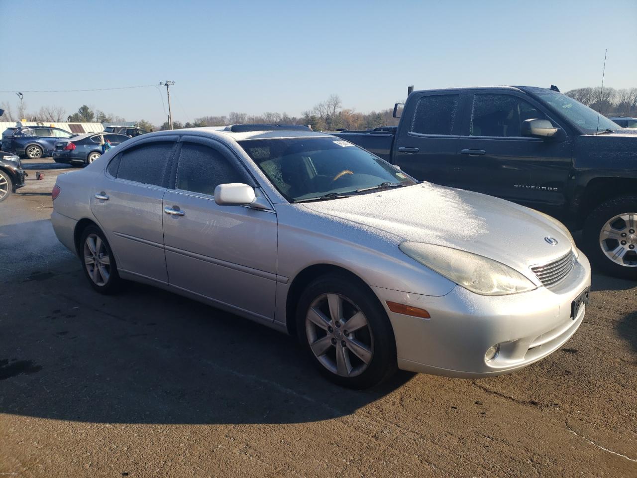 2005 Lexus ES - Image 4