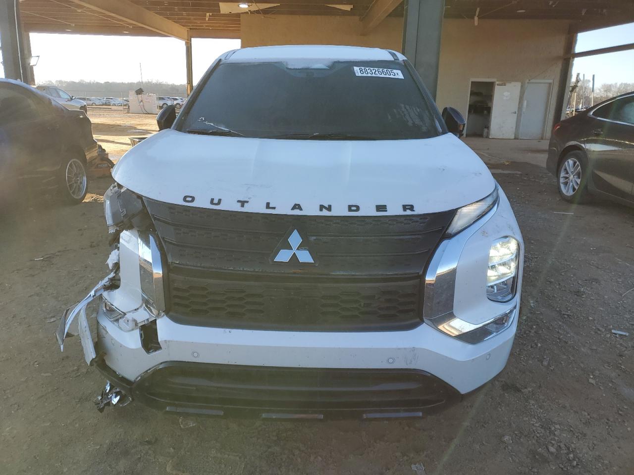 2024 Mitsubishi Outlander - Image 5