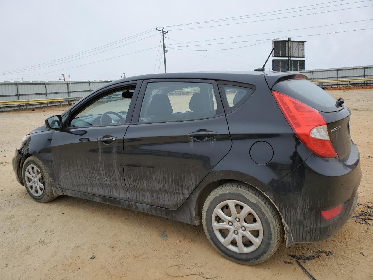 2013 Hyundai Accent - Image 2