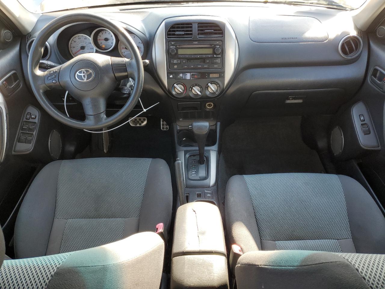 2005 Toyota RAV 4 - Image 8