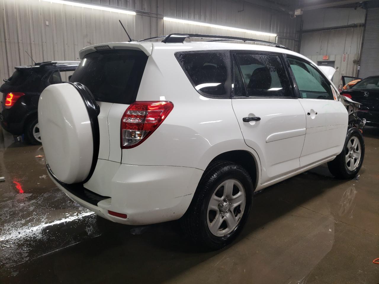 2012 Toyota RAV 4 - Image 3