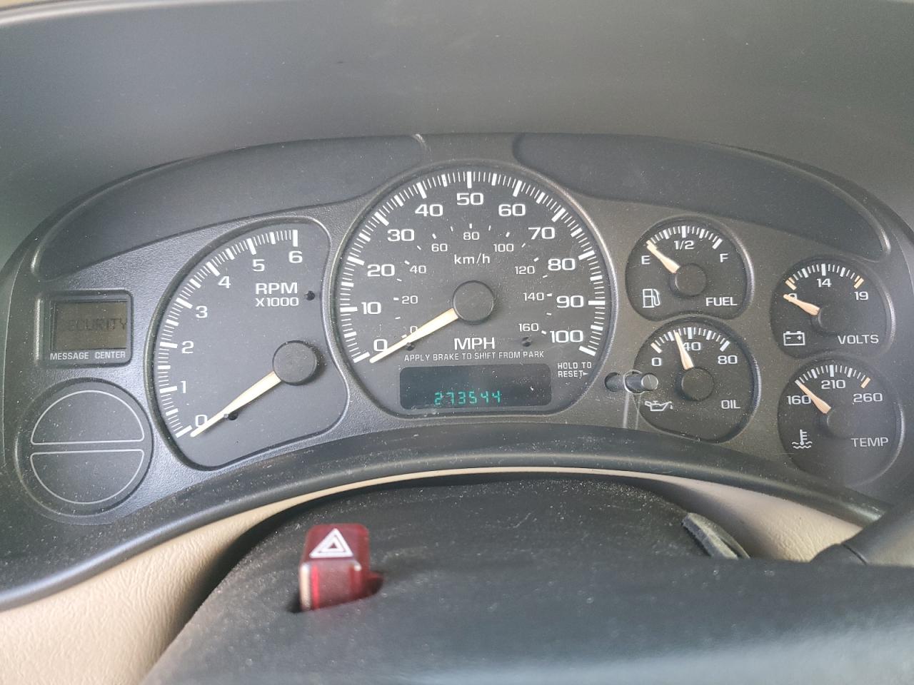 2002 Chevrolet Suburban - Image 9