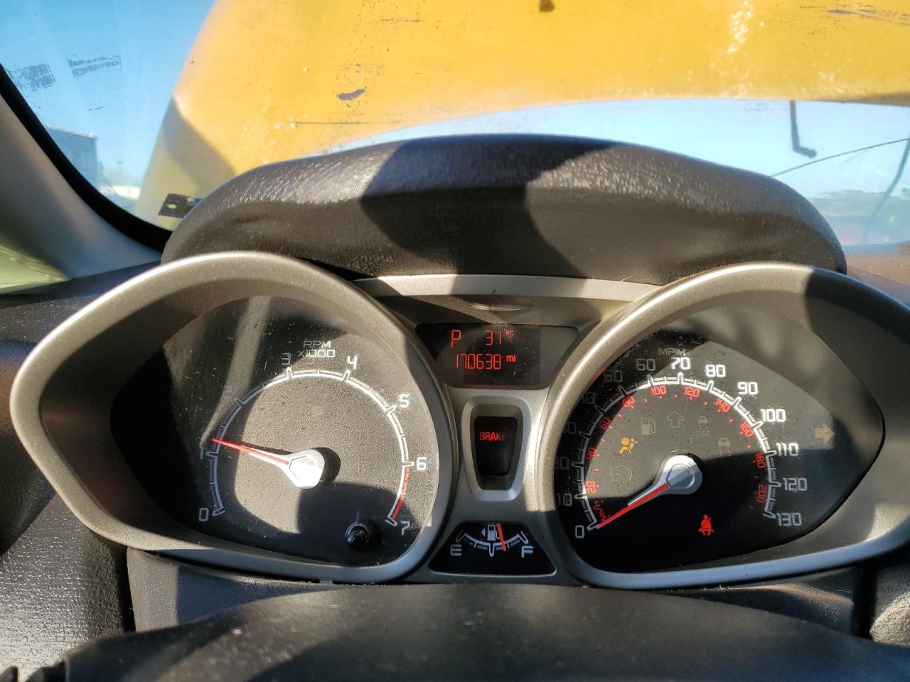 2012 Ford Fiesta - Image 9