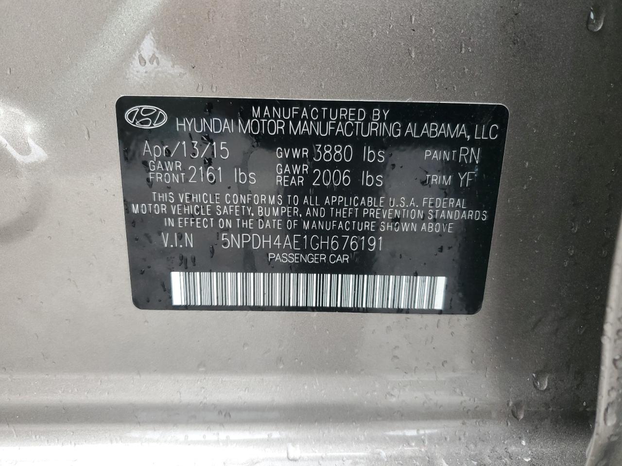 2016 Hyundai Elantra - Image 14