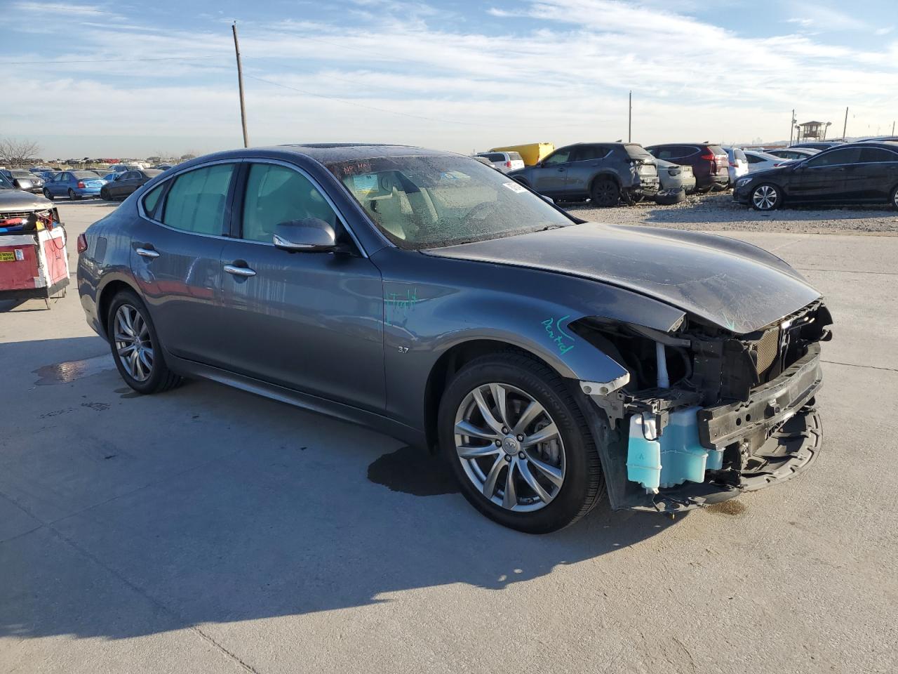 2016 Infiniti Q70 - Image 4