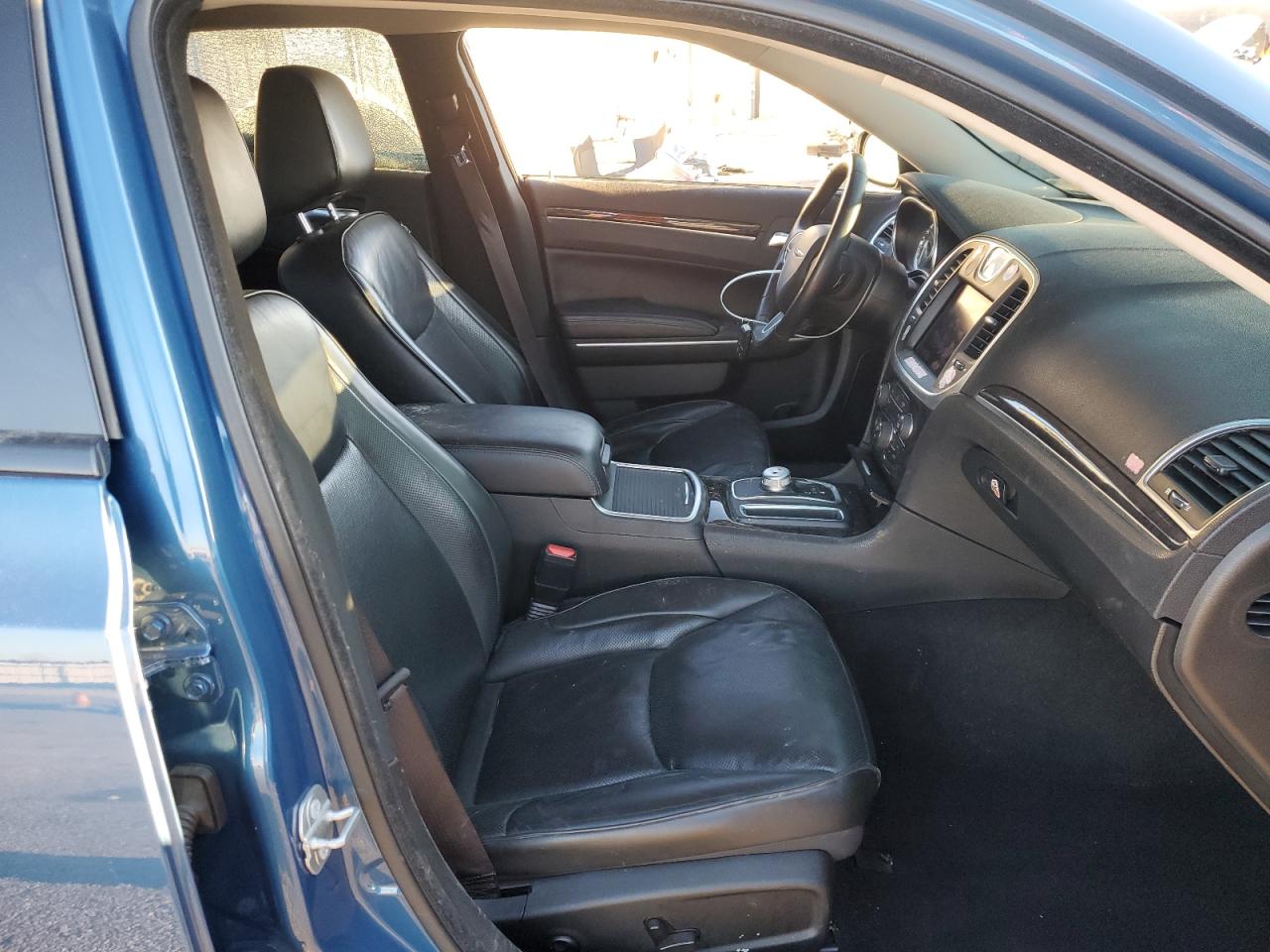 2021 Chrysler 300 - Image 7