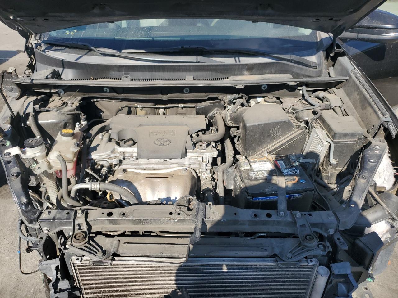 2015 Toyota RAV 4 - Image 12