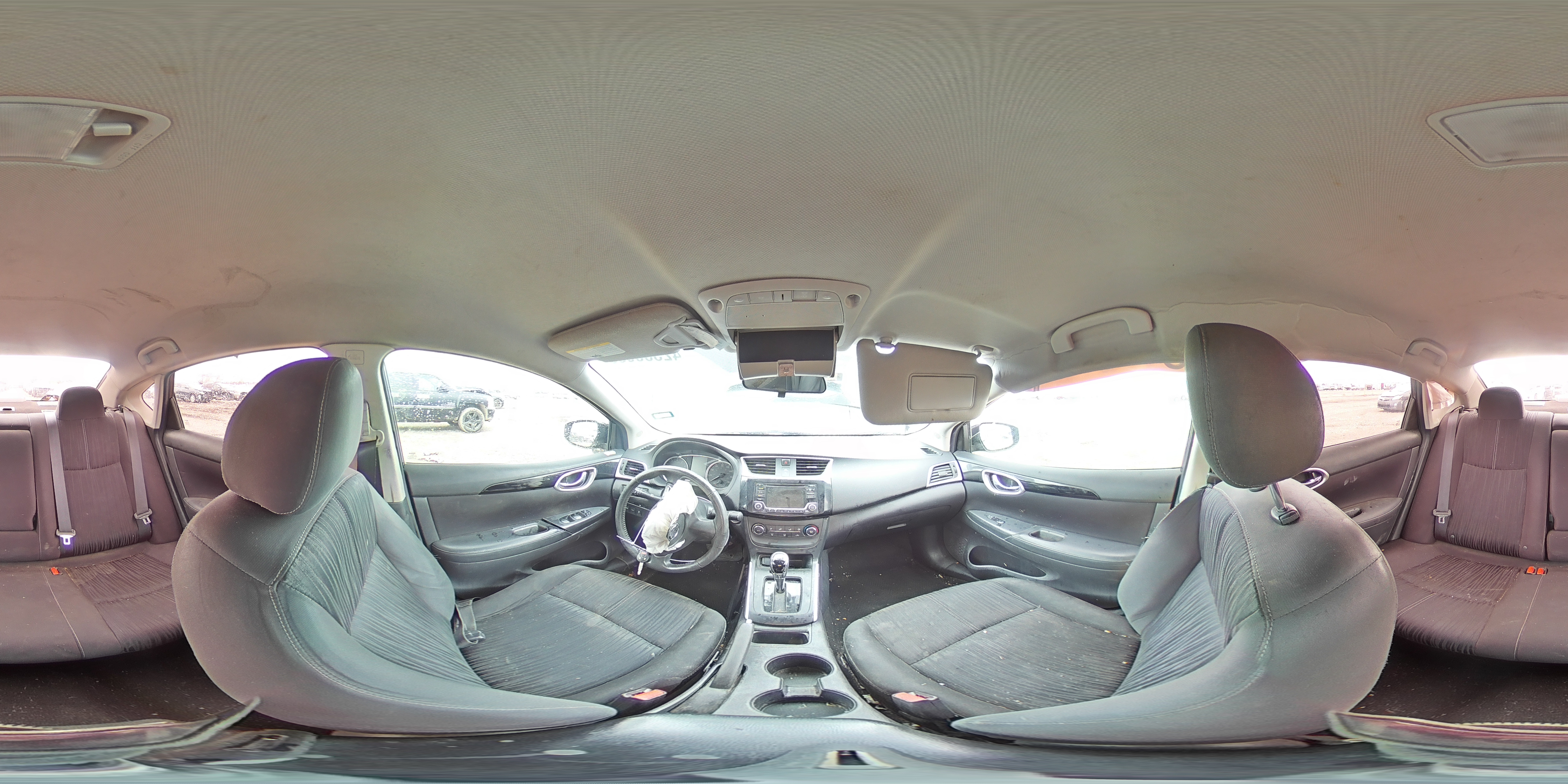 2017 Nissan Sentra - Image 13