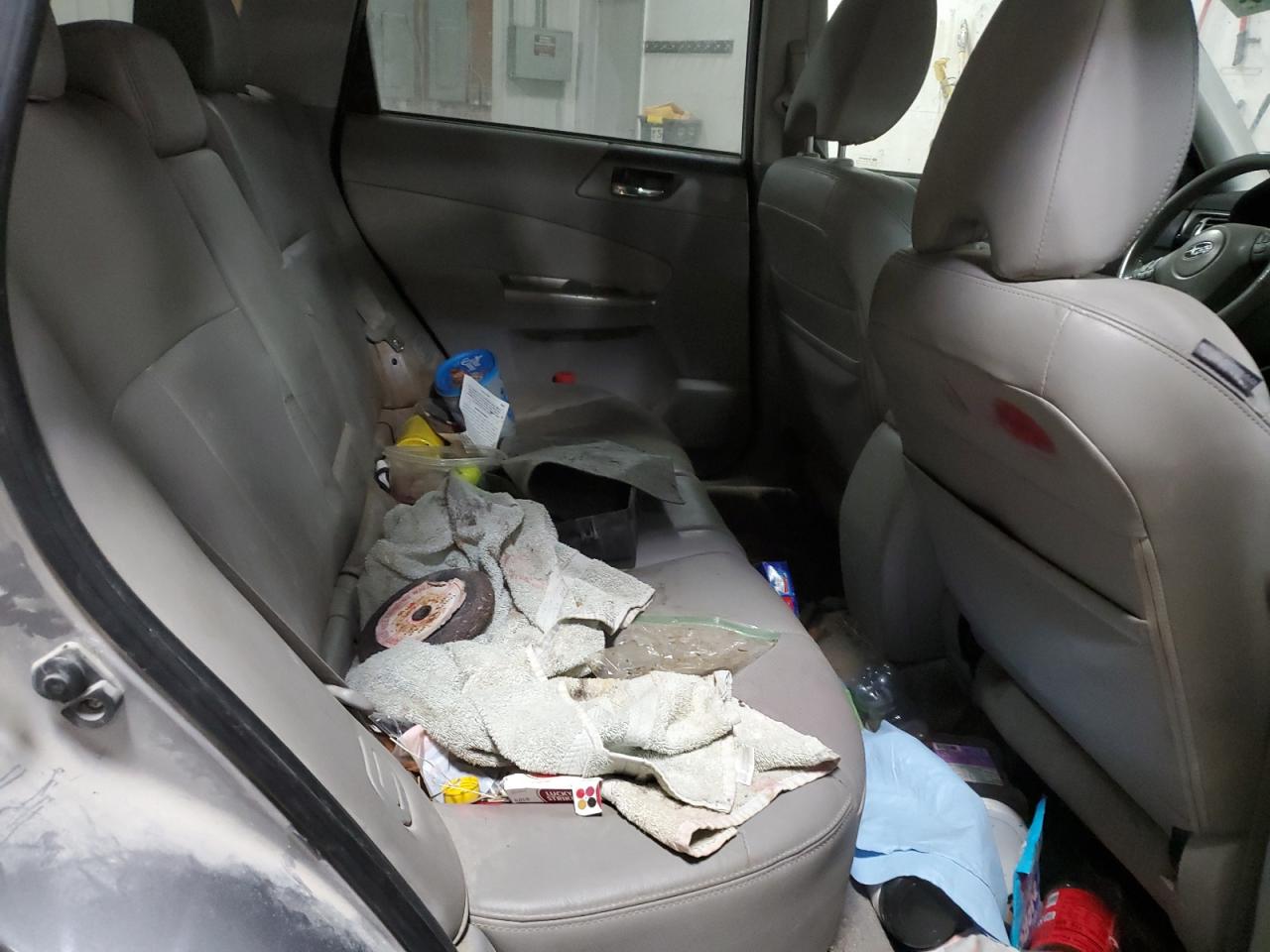 2009 Subaru Forester - Image 11
