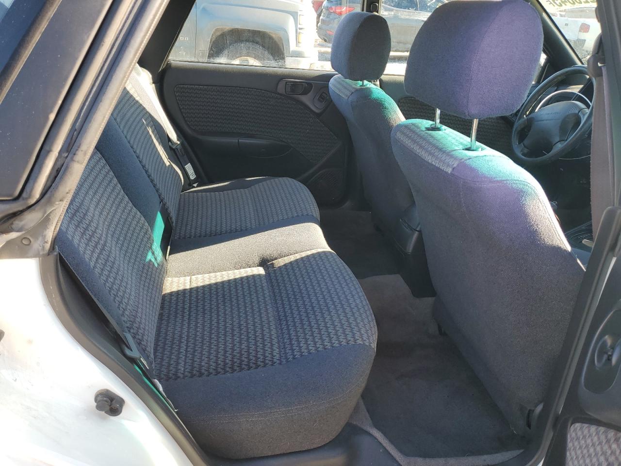 1998 Subaru Legacy - Image 11