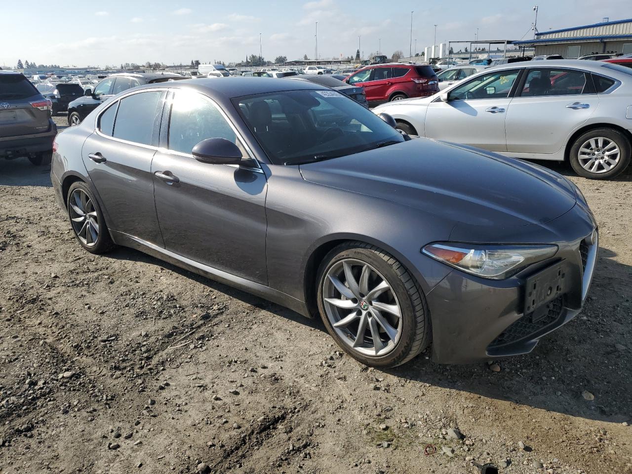 2017 Alfa Romeo Giulia - Image 4