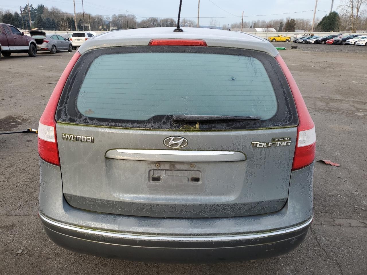 2010 Hyundai Elantra - Image 6