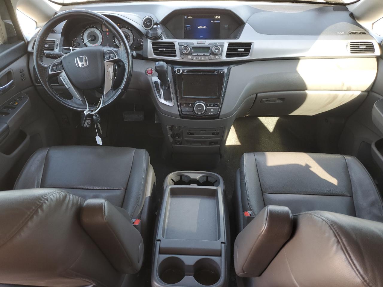 2016 Honda Odyssey - Image 8