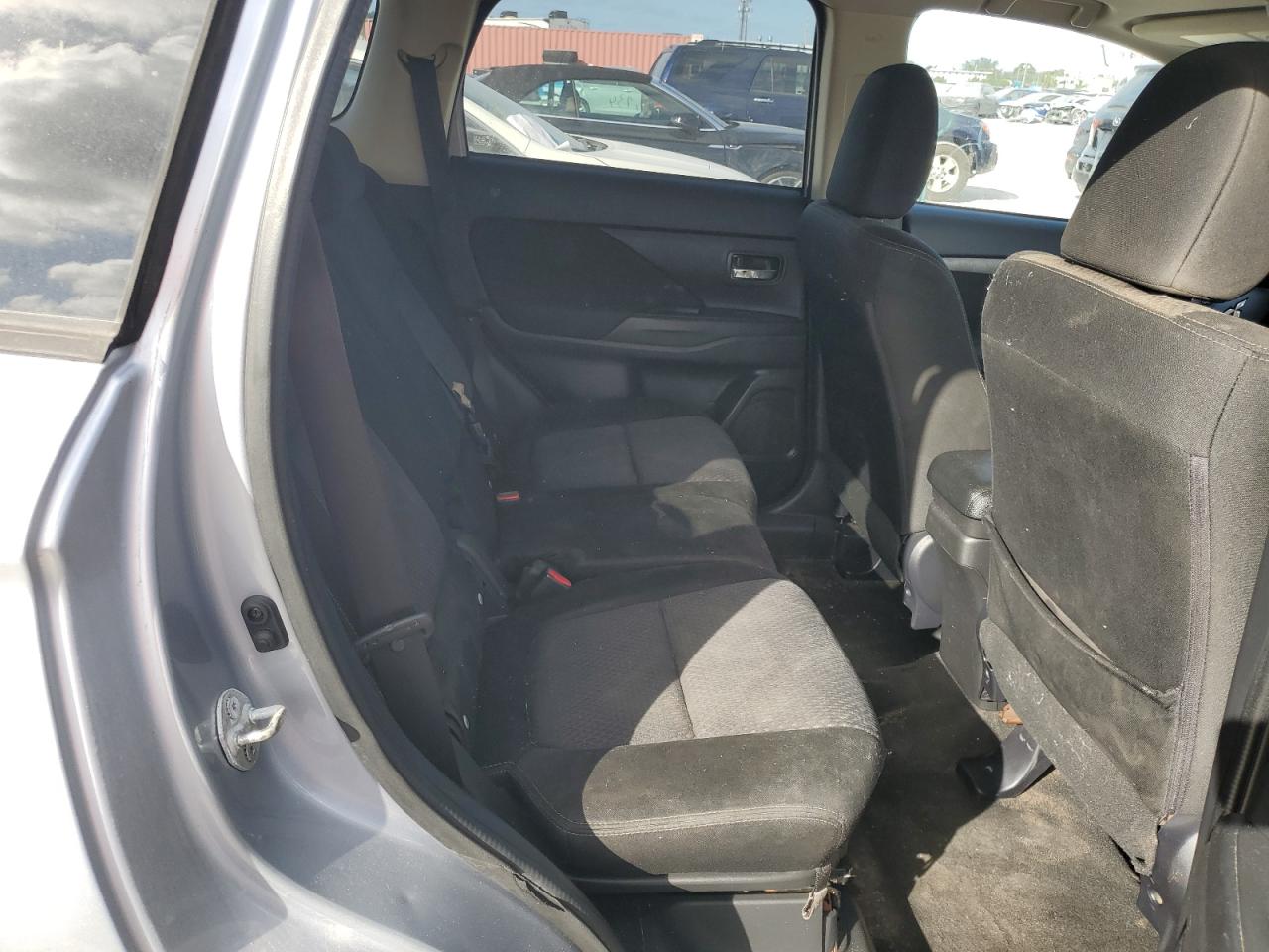 2016 Mitsubishi Outlander Es VIN: JA4AD2A32GZ037936 Lot: 43597305