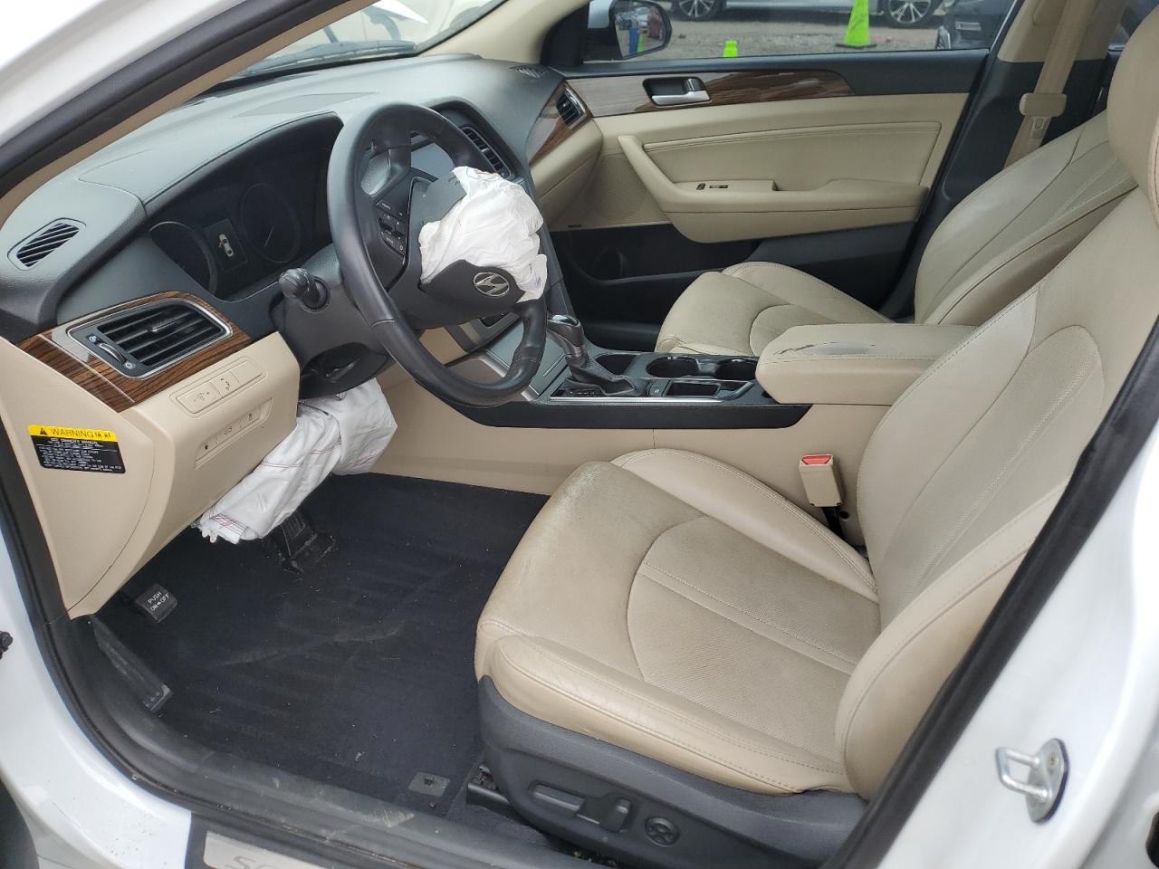2016 Hyundai Sonata - Image 7