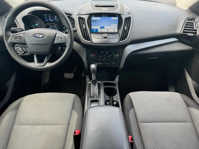 Parquets FORD ESCAPE 2017 Czarny