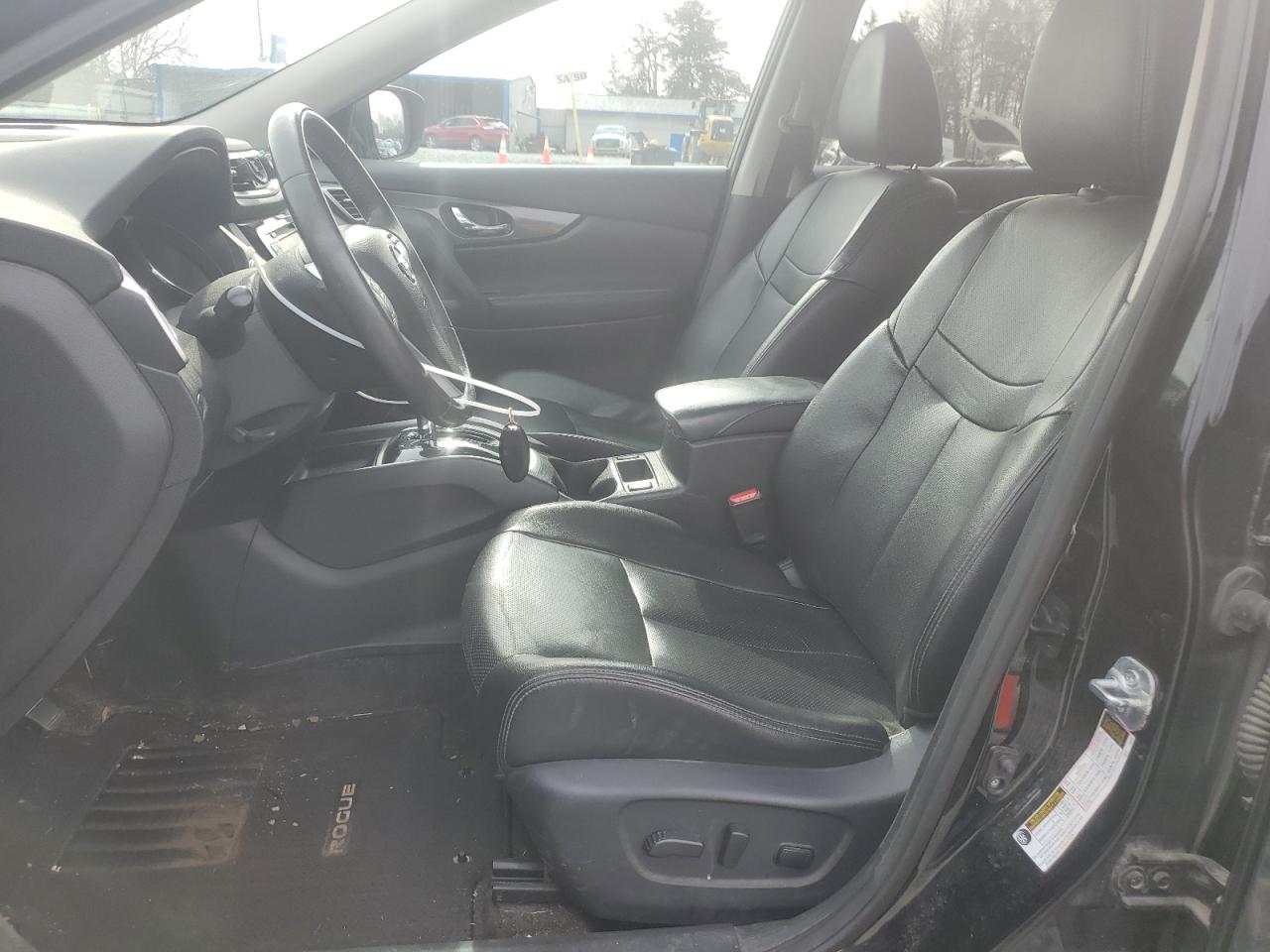 2015 Nissan Rogue - Image 7
