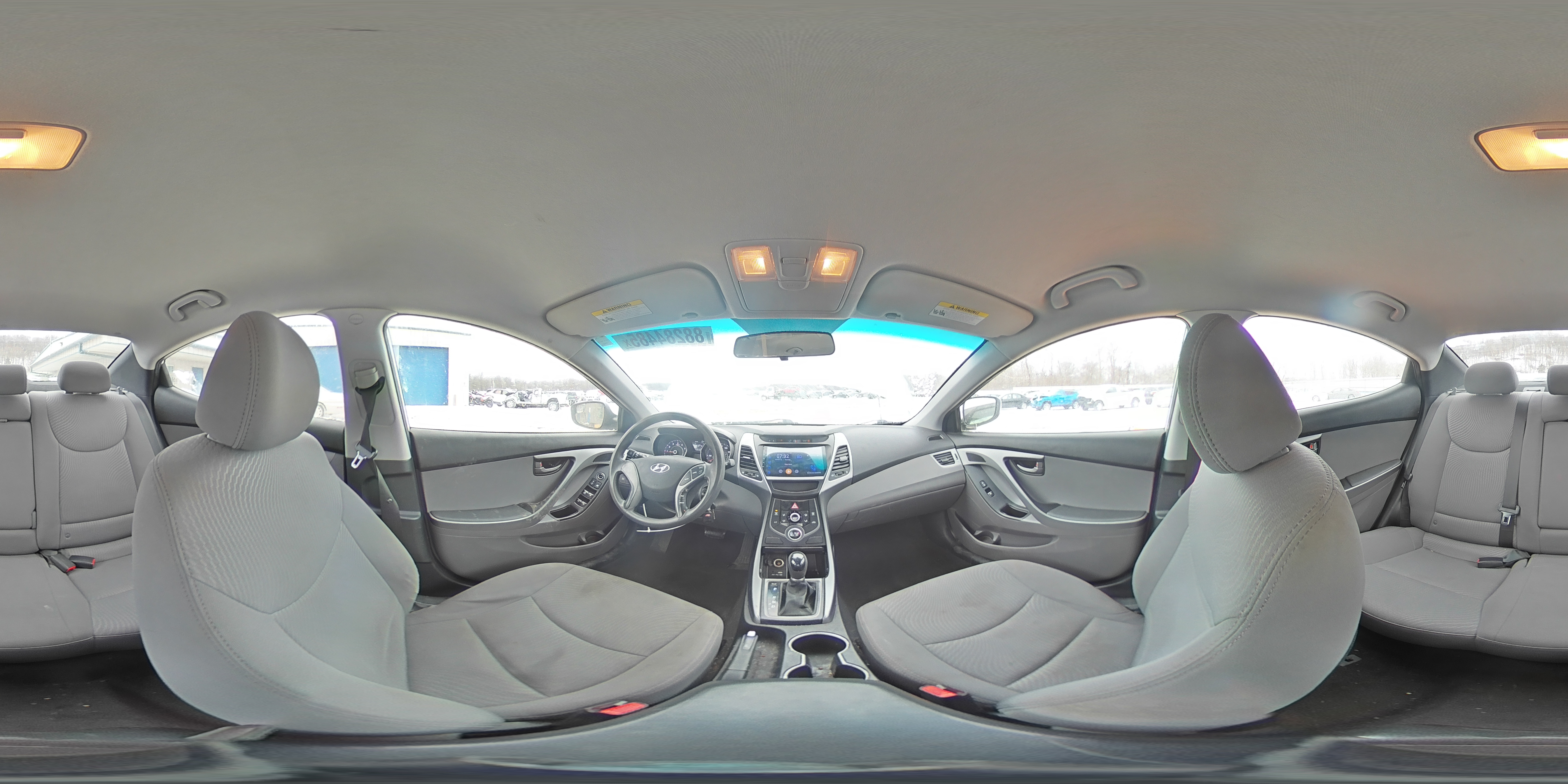2014 Hyundai Elantra - Image 15