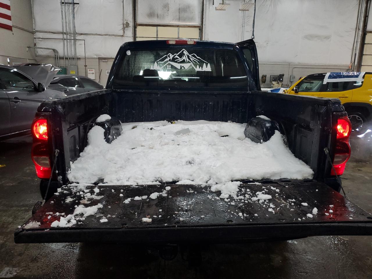 2006 Chevrolet Silverado - Image 6