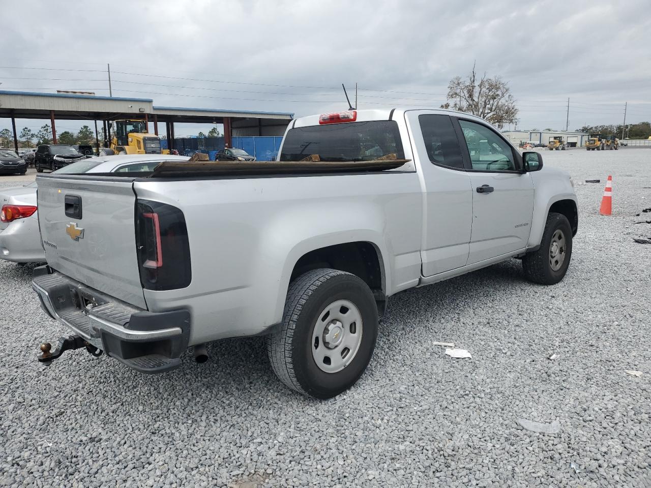 2018 Chevrolet Colorado - Image 3