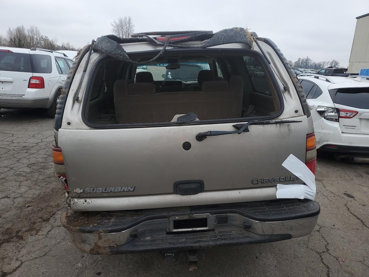 2003 Chevrolet Suburban - Image 6