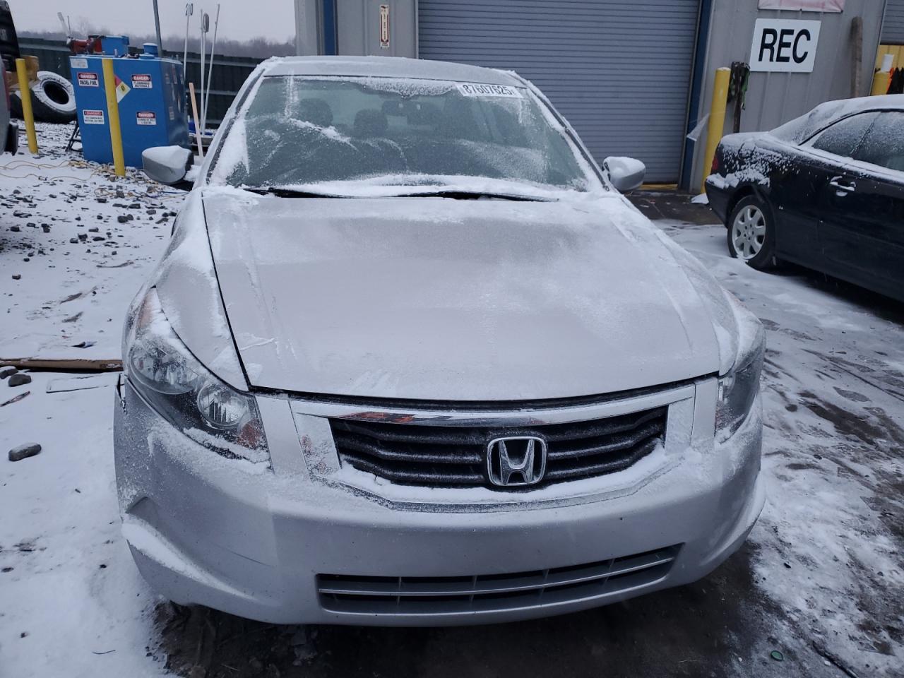 2009 Honda Accord - Image 5