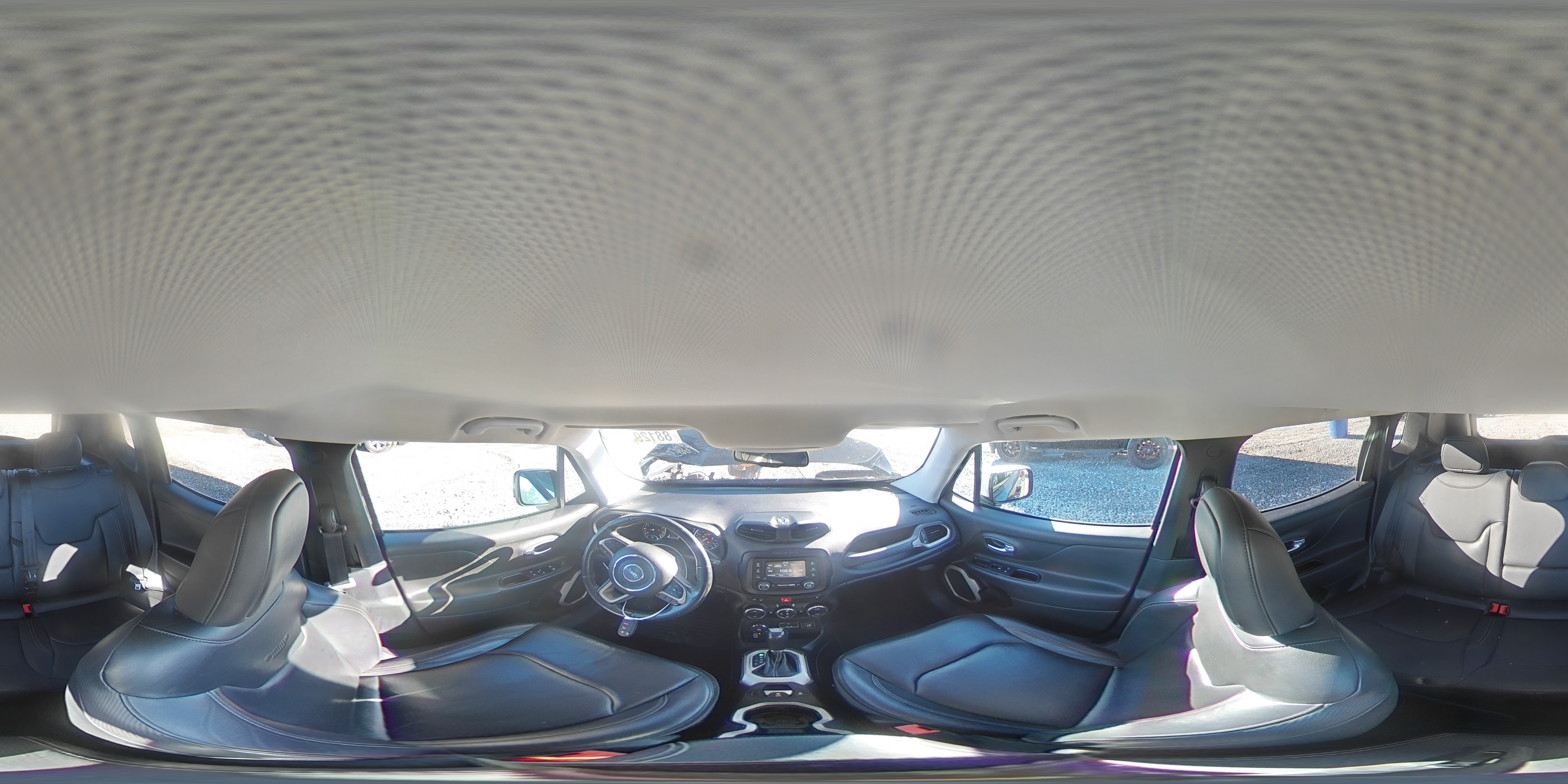 2016 Jeep Renegade - Image 13