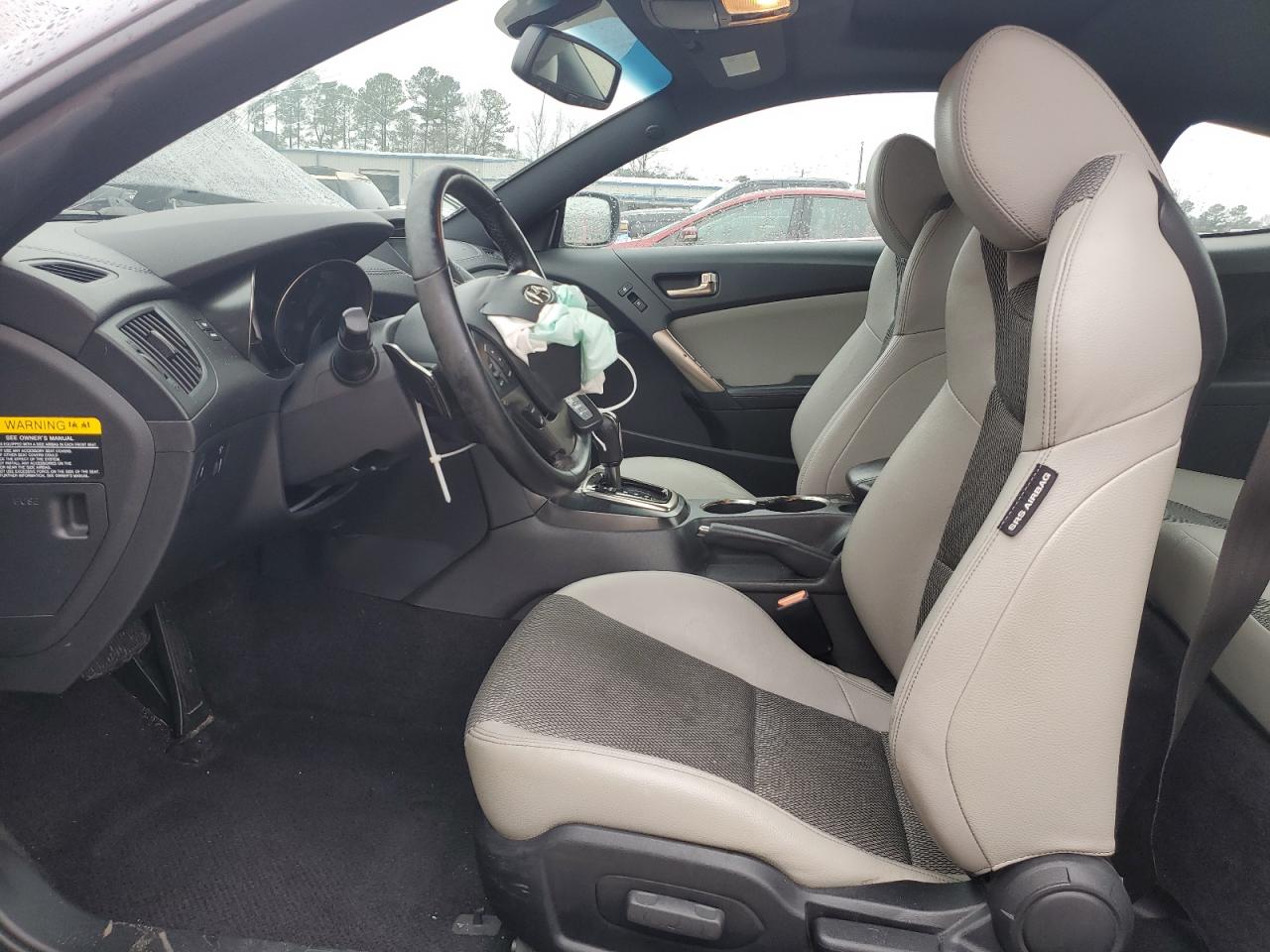 2014 Hyundai Genesis - Image 7