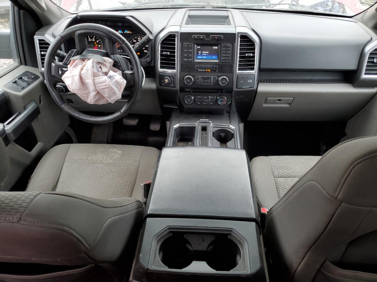 2015 Ford F-150 - Image 8