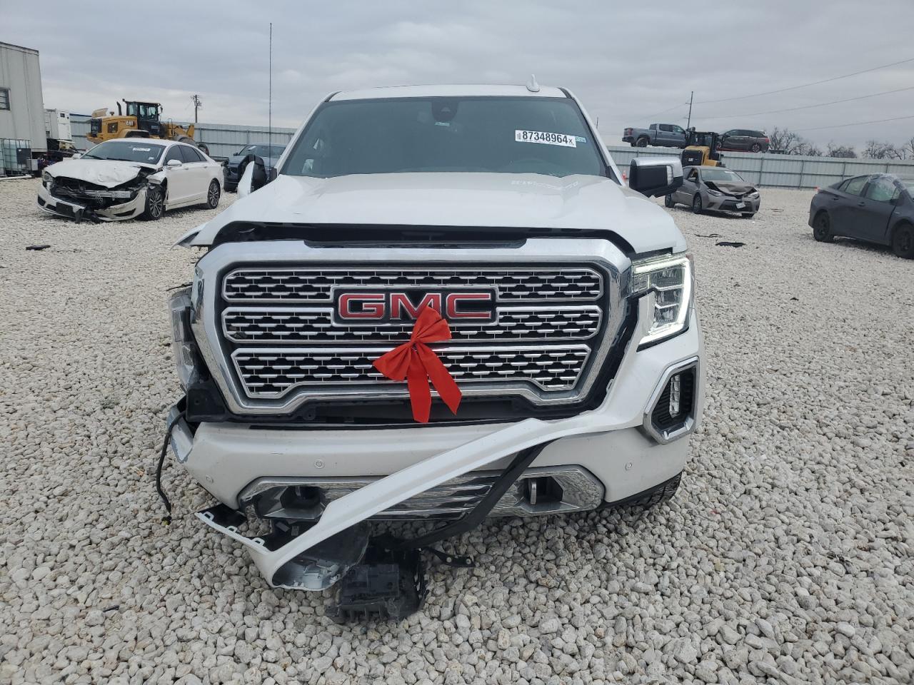 2022 GMC Sierra - Image 5