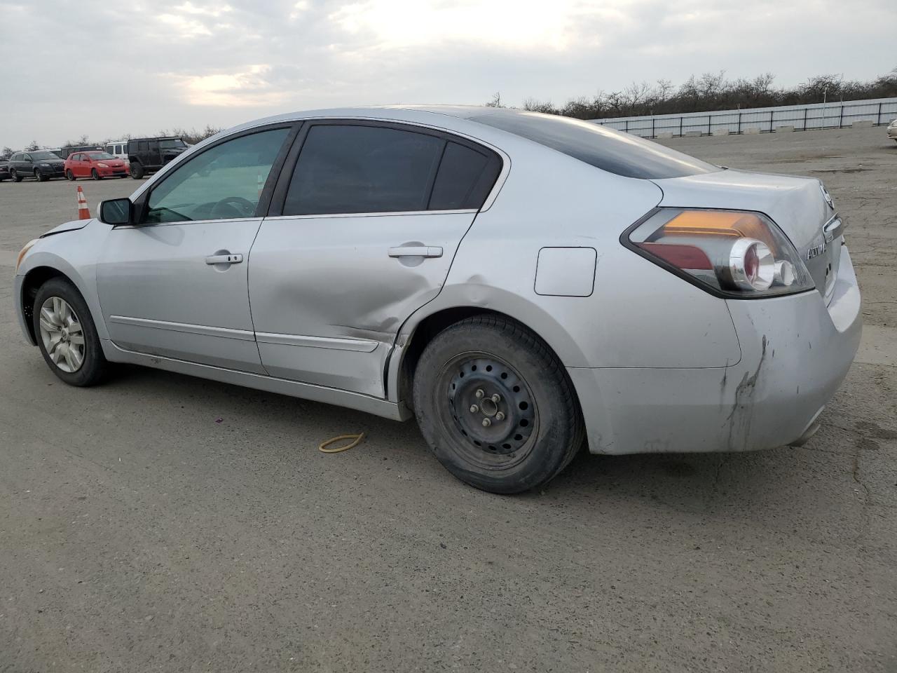2011 Nissan Altima - Image 2
