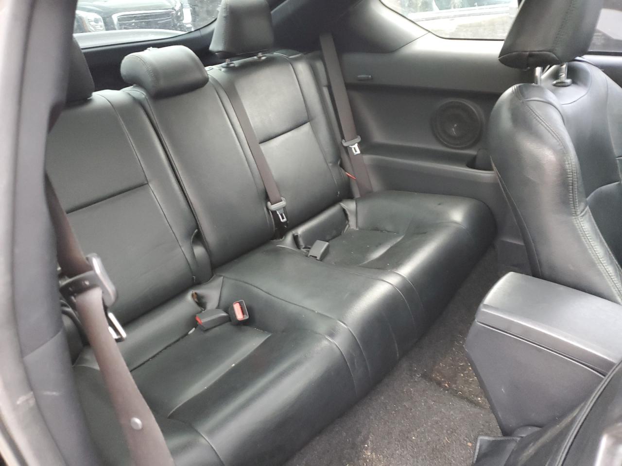 2011 Scion tC - Image 10