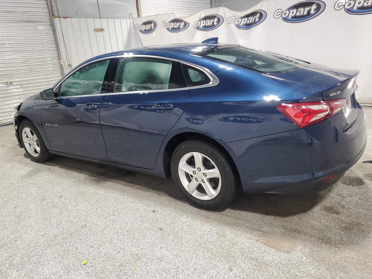 2022 Chevrolet Malibu - Image 2