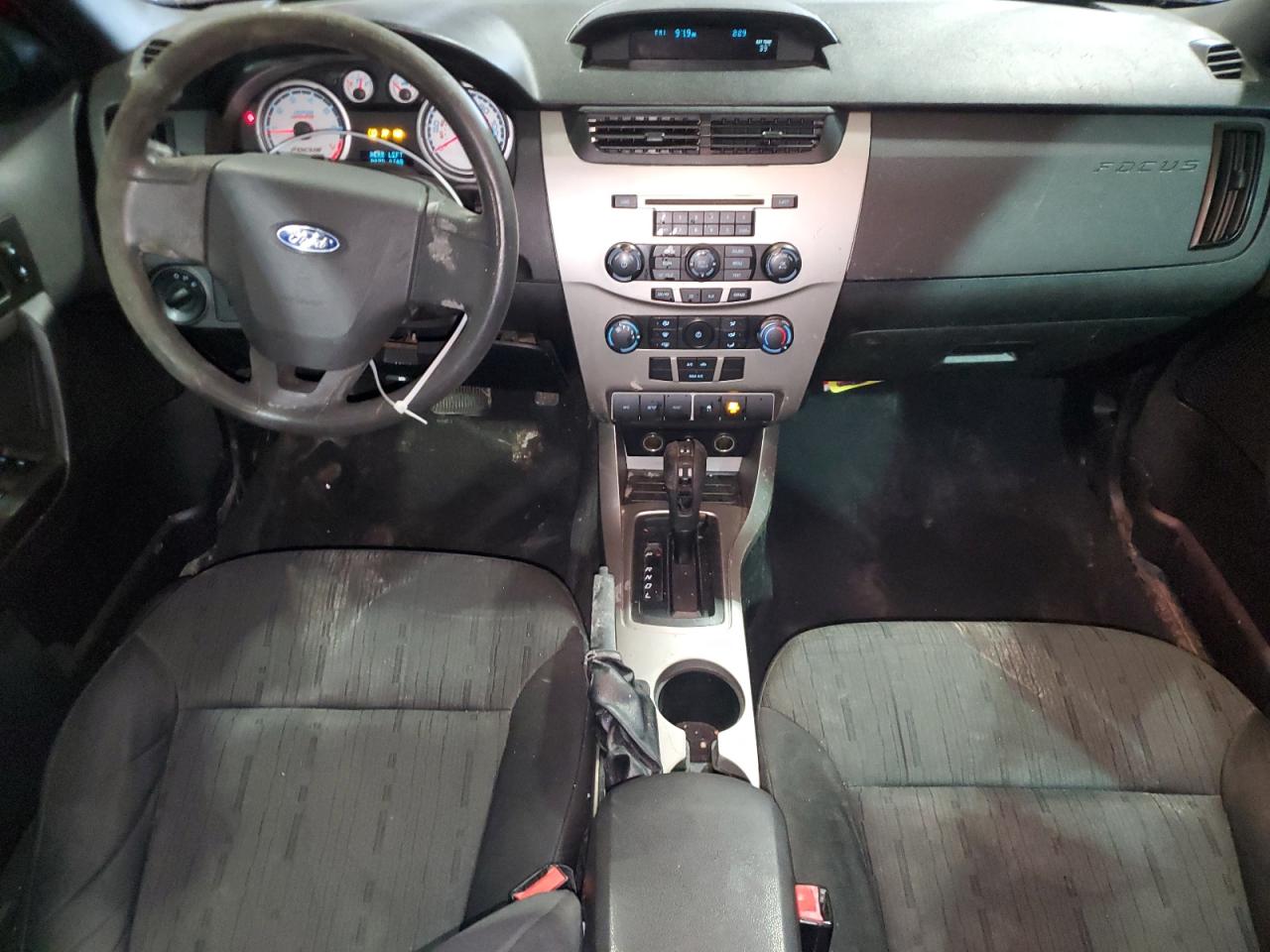 2010 Ford Focus - Image 8