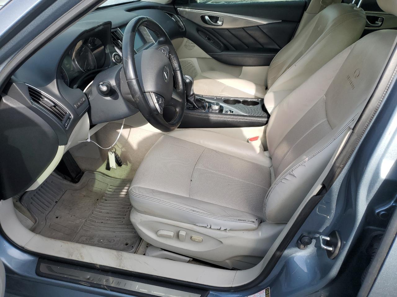 2014 Infiniti Q50 - Image 7