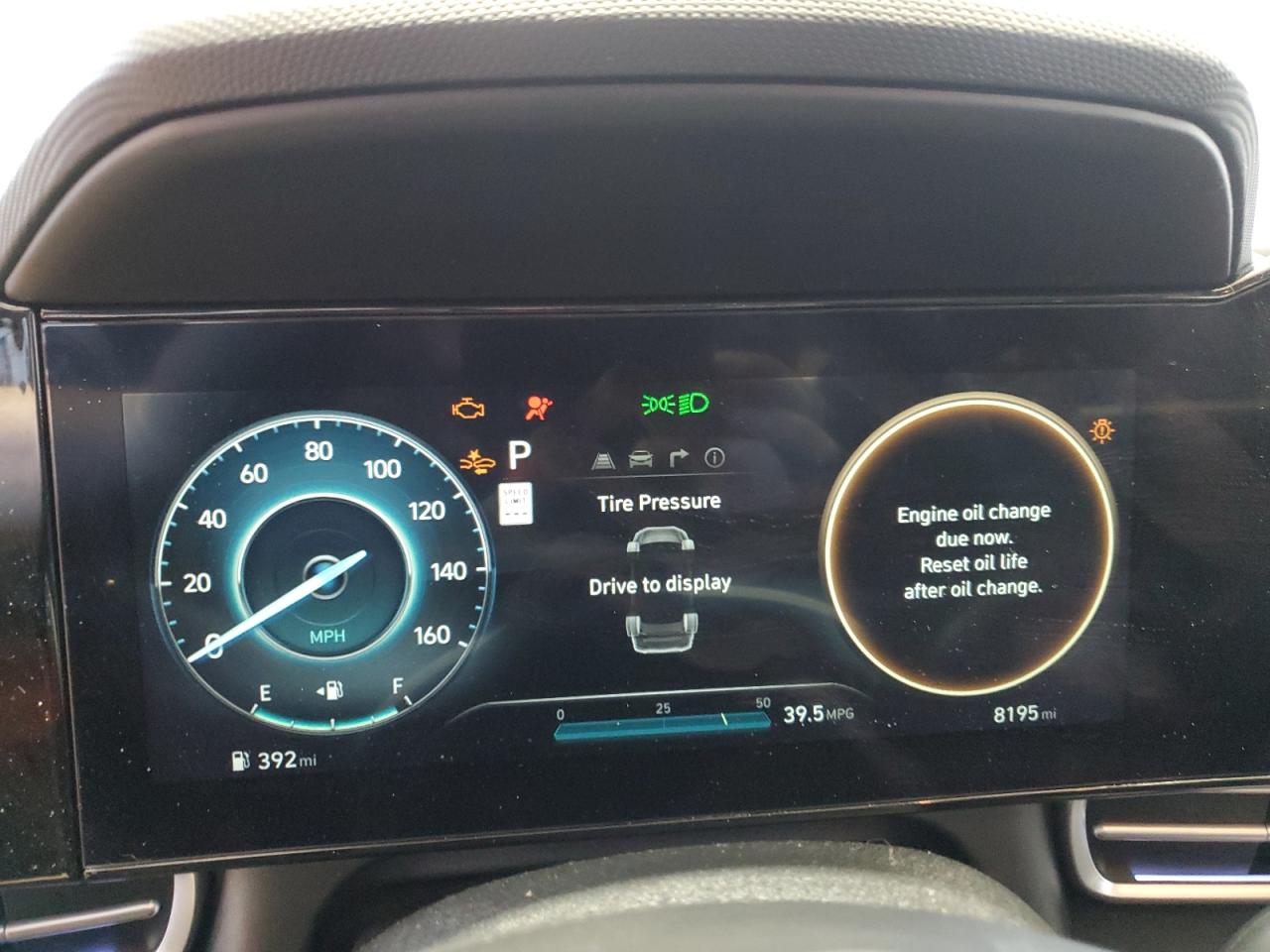 2024 Hyundai Elantra - Image 9