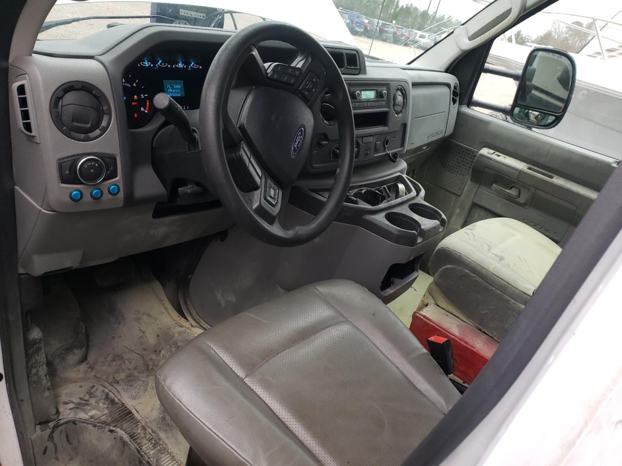 2022 Ford Econoline - Image 8